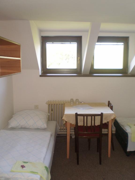 Hotel Pod Skalou ปีเซค ภายนอก รูปภาพ
